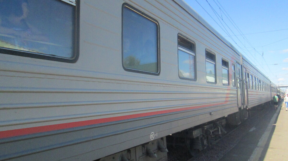    Зеркало бездны на рельсах: самый ужасный поезд РЖД раскрыт