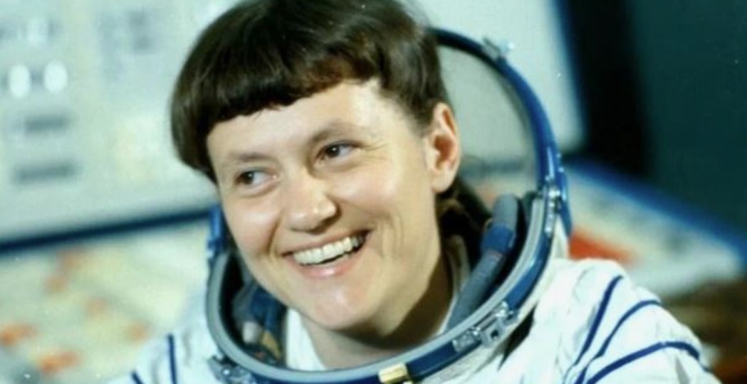 Светлана Савицкая — первая женщина в открытом космосе. И сегодня - 25 июля - годовщина ее выхода в открытый космос!