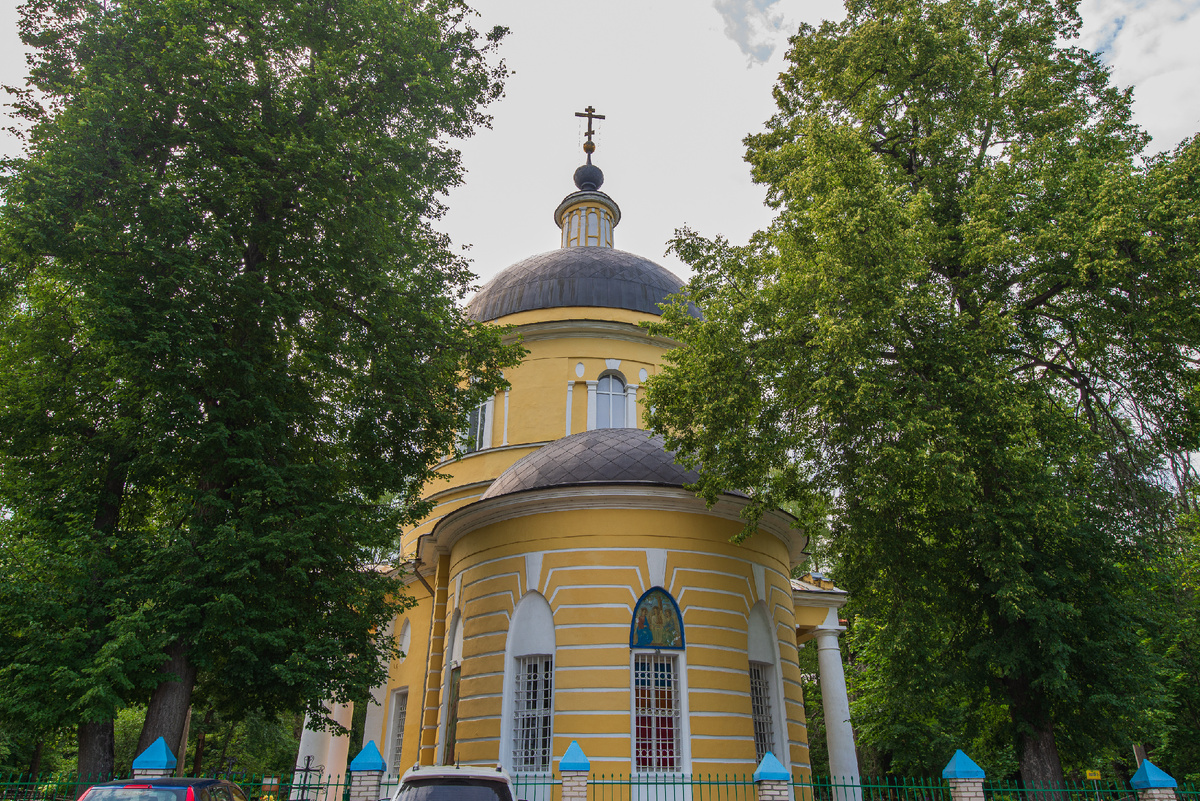 Троицкий храм