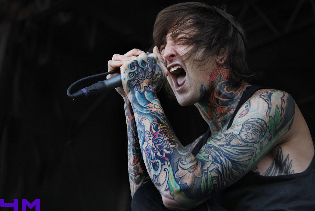 Mitch Lucker - фронтмен группы. Ну и на мой взгляд один из самых лучших экстрим вокалистов в истории тяжелой музыки