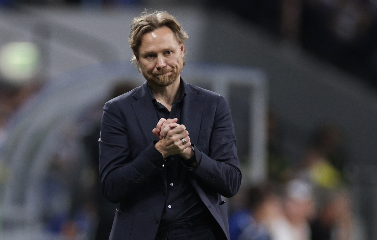    Главный тренер "Динамо" Валерий Карпин  Михаил Синицын/ТАСС