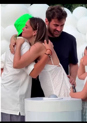 Тимофей, Агата, Мия и Пётр