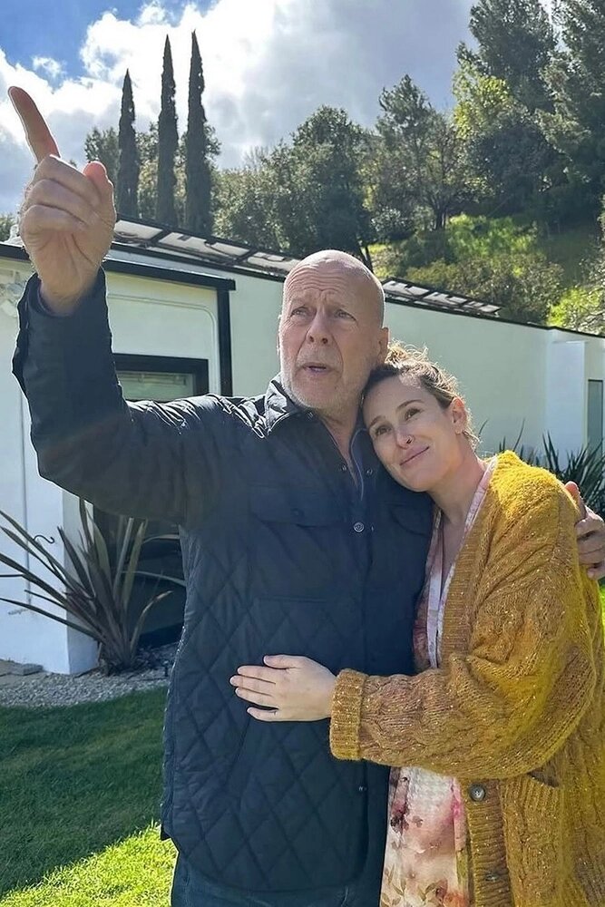    Брюс с дочерью Румер. Фото: соцсети