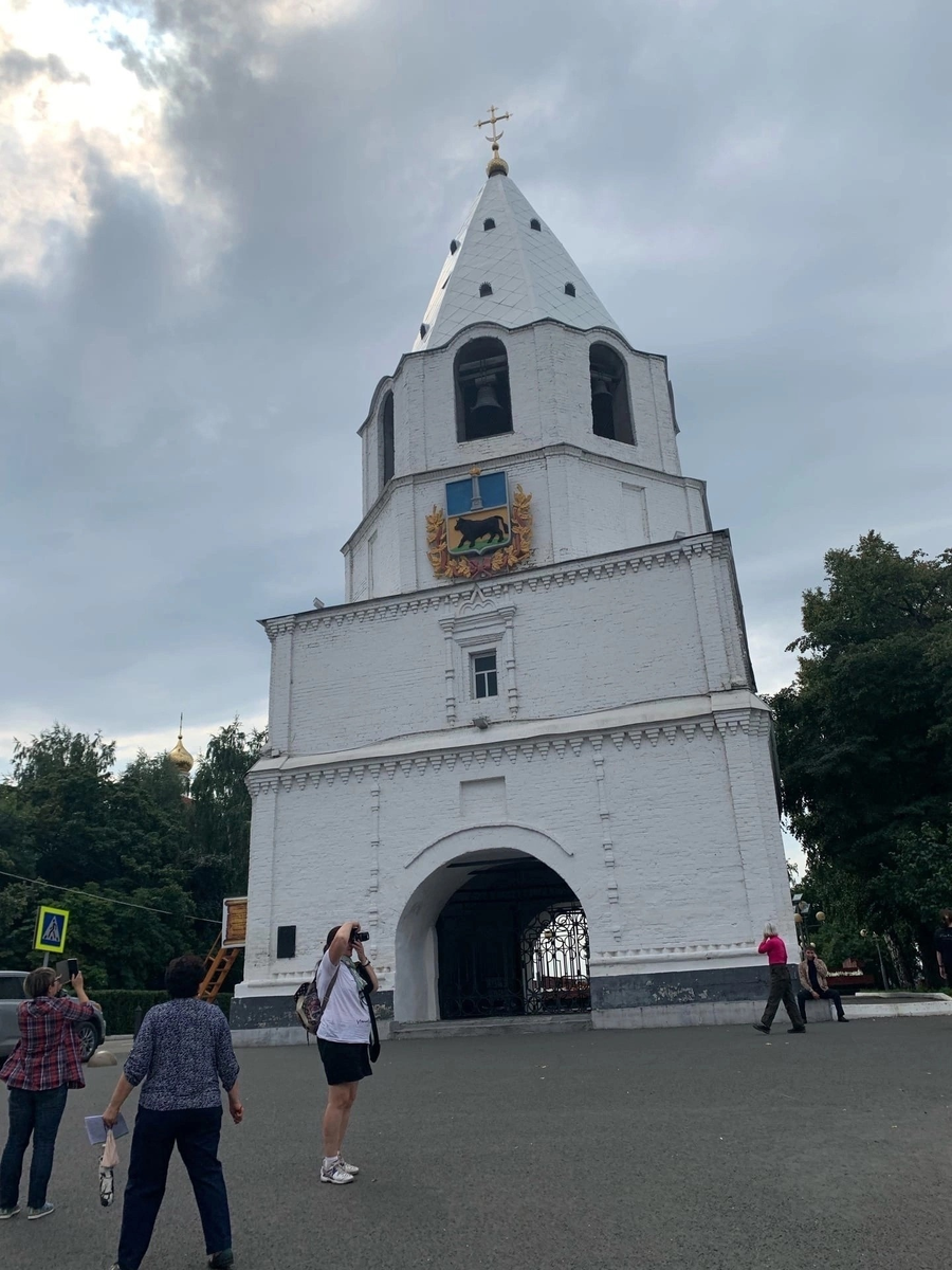 Листай галерею