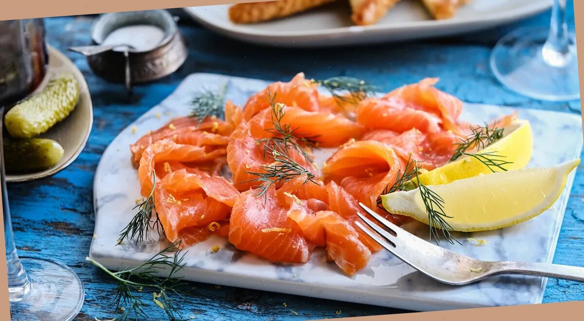 3 лучших способа засолить красную рыбу: сухой, мокрый и экспресс — выбирайте свой! 🐟✨