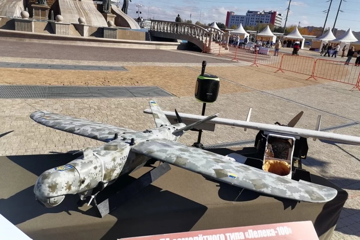    Атака украинских БПЛА на промышленные объекты в Ставрополе привела к пожару