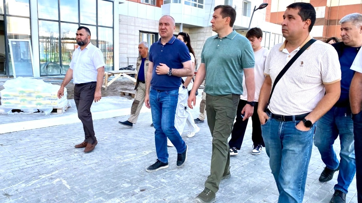    Власти Югры проинспектировали стройплощадки Нижневартовска