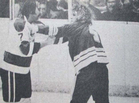 Изображение из открытых источников (слева тафгай С.Дурбано)