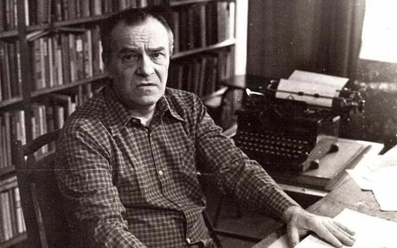 Валентин Пикуль