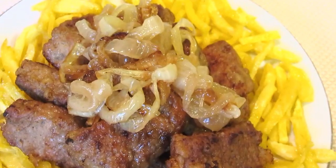 Как сделать котлеты печёночные пышными, а печень нежной. Правильно приготовленная она тает во рту.