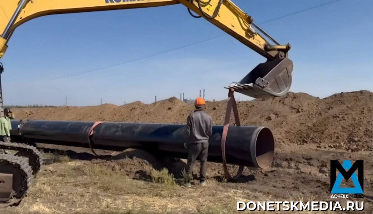 Коммуникации устарели, рабочих рук не хватает, воды нет. Людей, на самом деле, утешить пока что нечем 