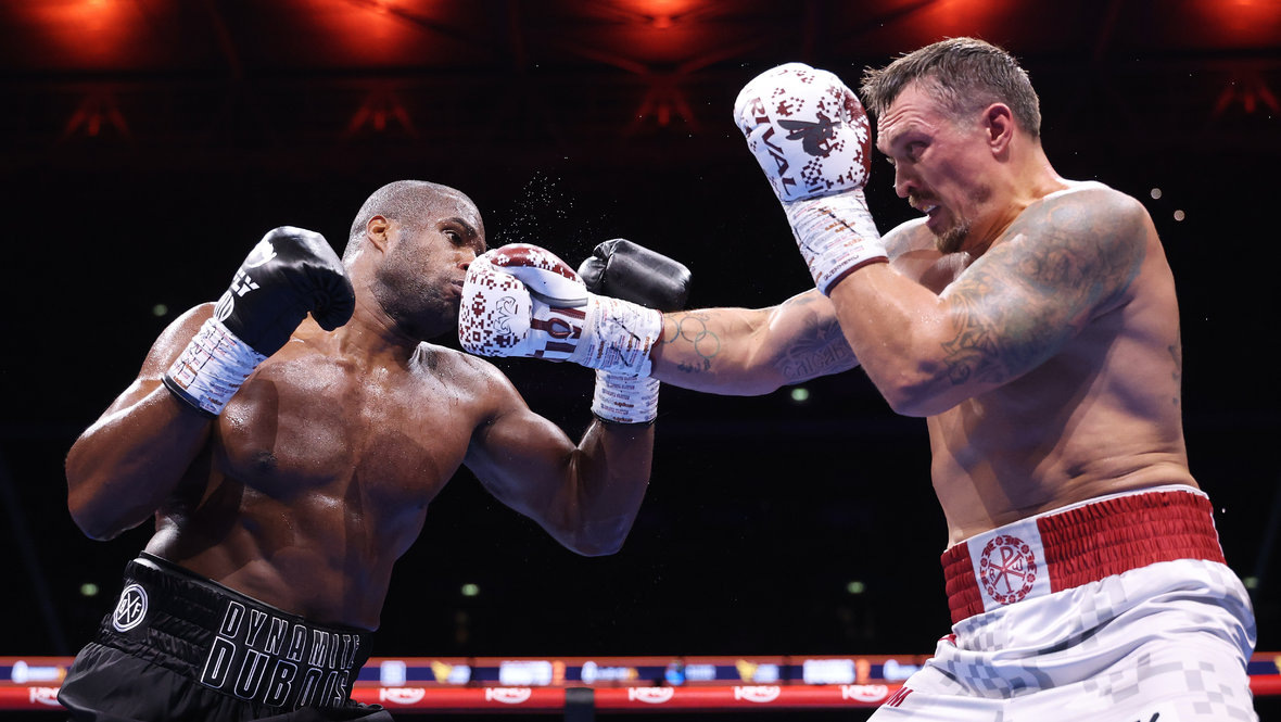 Александр Усик против Даниэля Дюбуа, 