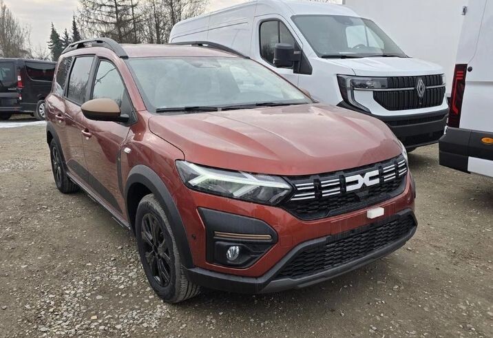 https://www.otomoto.pl/osobowe/oferta/dacia-jogger-ID6Hrsv0.html