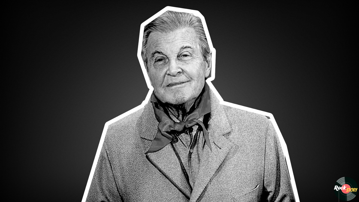 На фотографии: Лев Лещенко