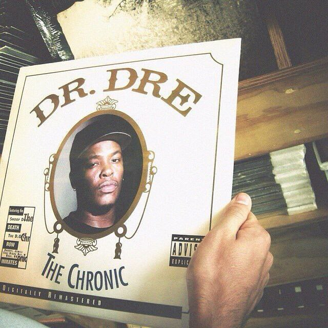 Виниловая пластинка альбома Dr.Dre - "The Chronic".