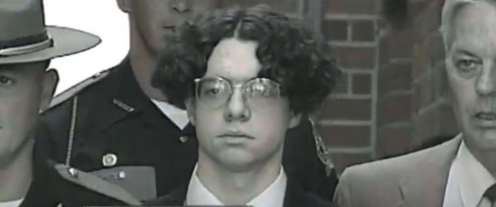 Никто предположить не мог, что этот красивый, интеллигентный парень решится на преступление