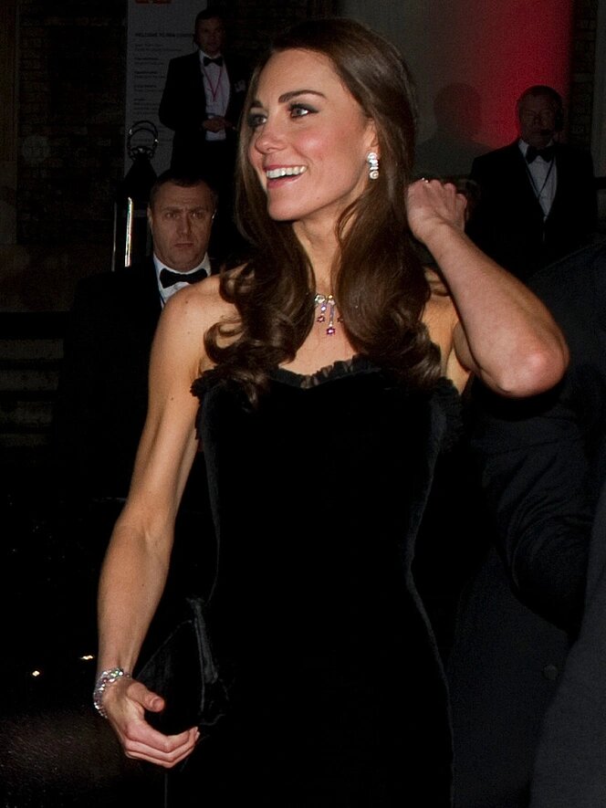 Герцогиня Кембриджская на Sun Military Awards 19 декабря 2011