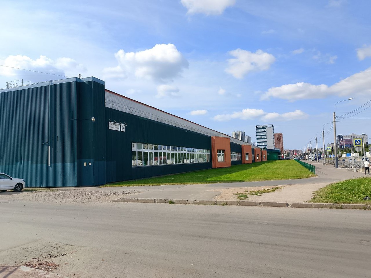 В этом здании рождается неповторимый вкус Охота Крепкое