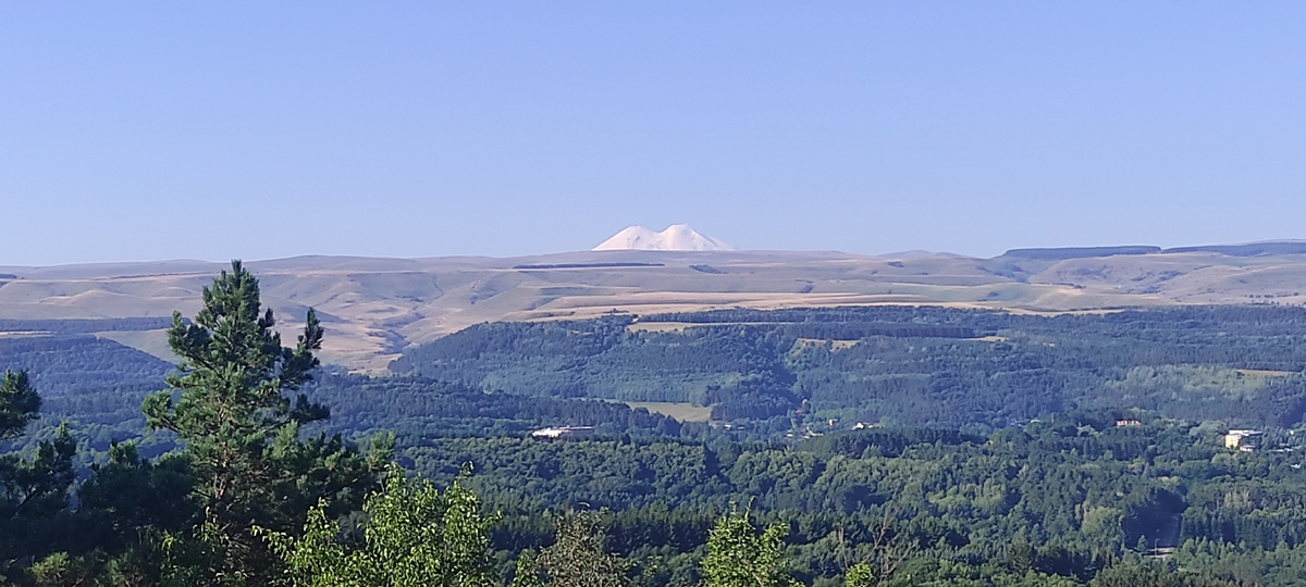 Вот он, красавец Эльбрус