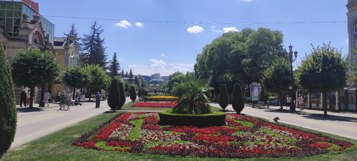 Кисловодск. Вид на Снежинку