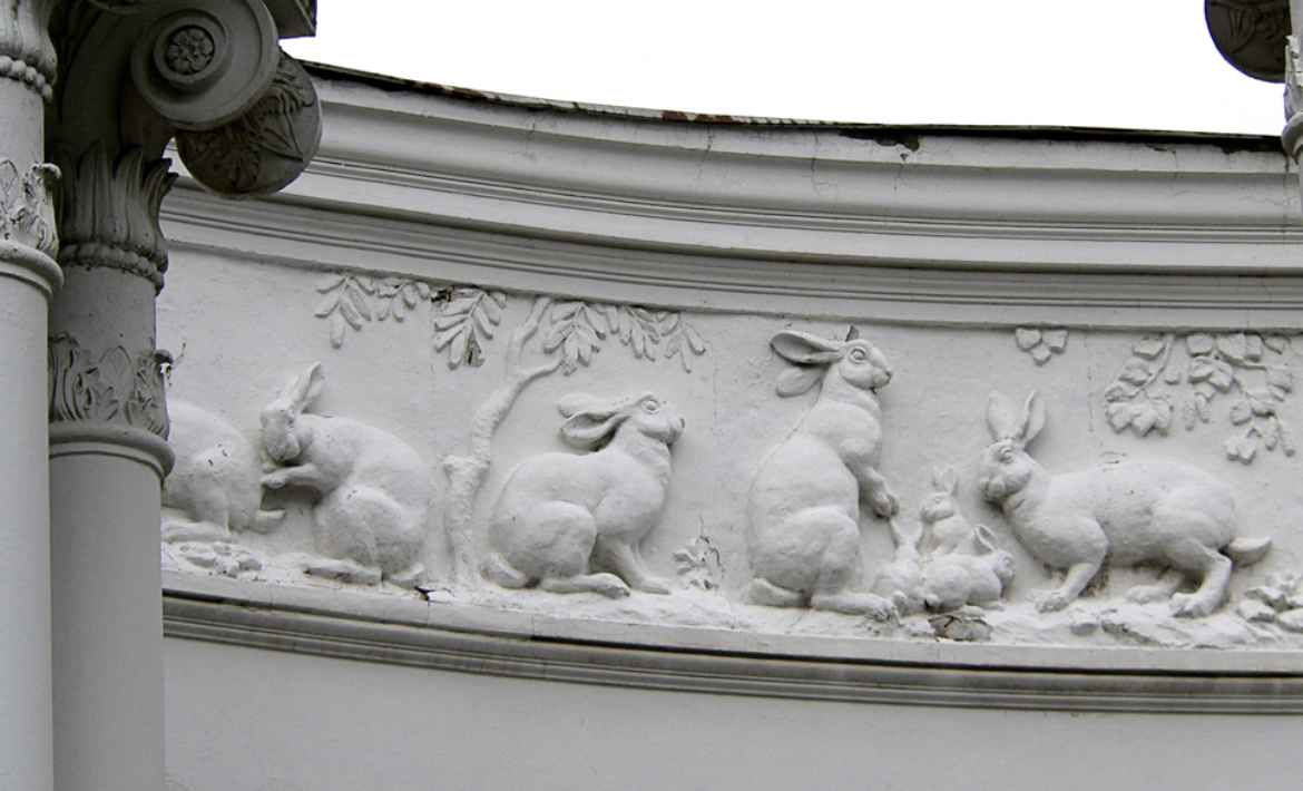 Долгое время, павильон считался главным центром кролиководческих хозяйств страны