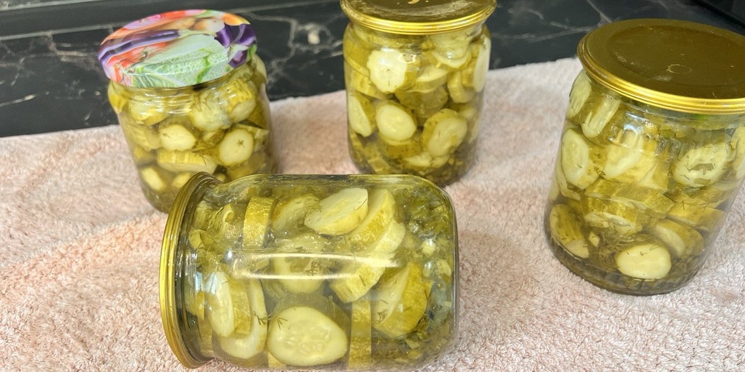 Вкусные маринованные огурцы, пальчики оближешь