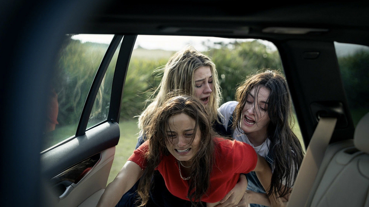 Кадр из фильма "Я знаю, что вы сделали прошлым летом"