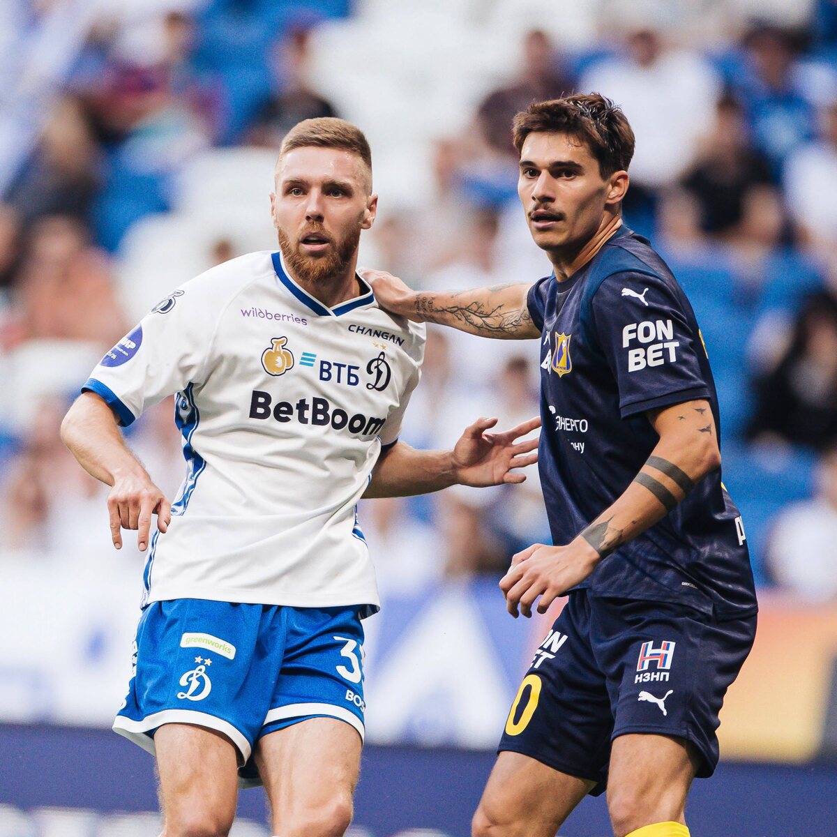 Иван Сергеев сделал то, зачем его звали в "Динамо" - открыл счет своим голам за бело-голубых. Фото из телеграм-канала "ФК "Динамо" (Москва)"