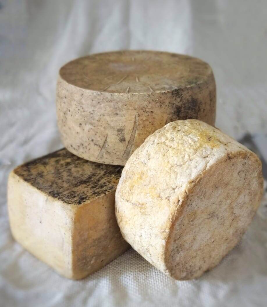 Великолепные сыры натурального созревания с полным уходом