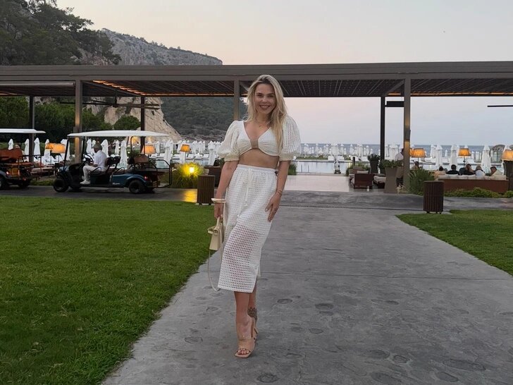 Листайте вправо, чтобы увидеть больше изображений