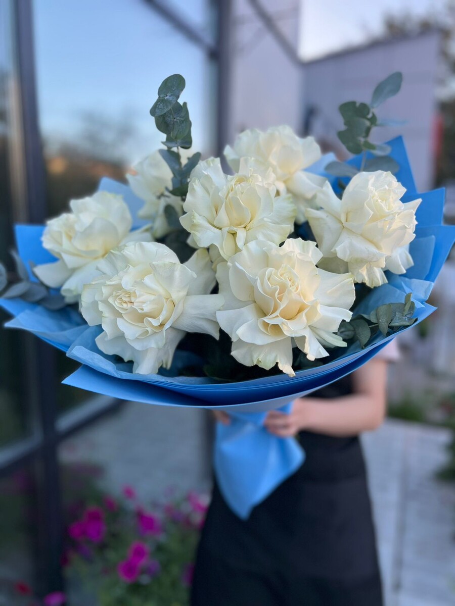 Сегодня делали белую француженку и мой голубой букет