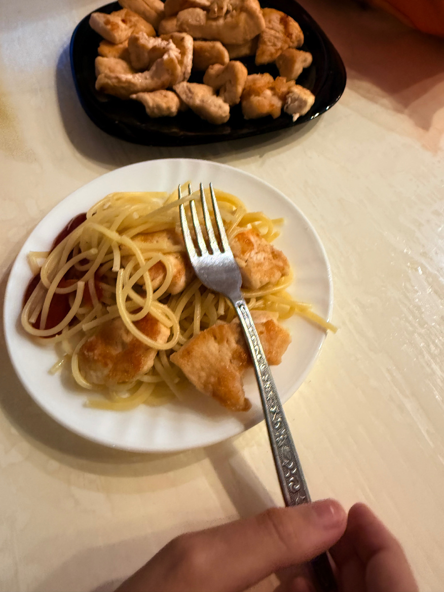 Макароны с курицей 