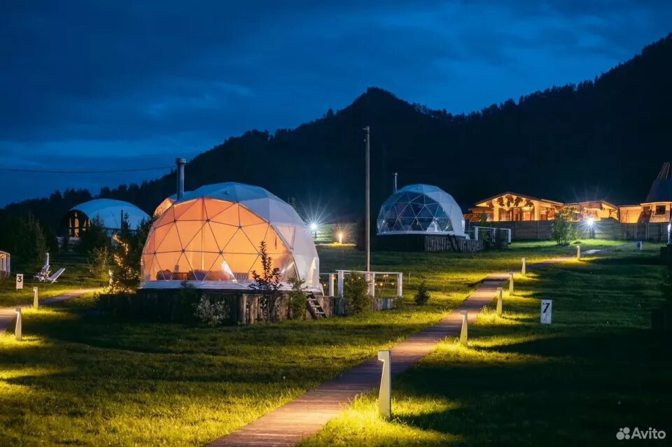    Экотуристичеcкий комплeкс продают в Республике Алтай. Источник: avito.ru