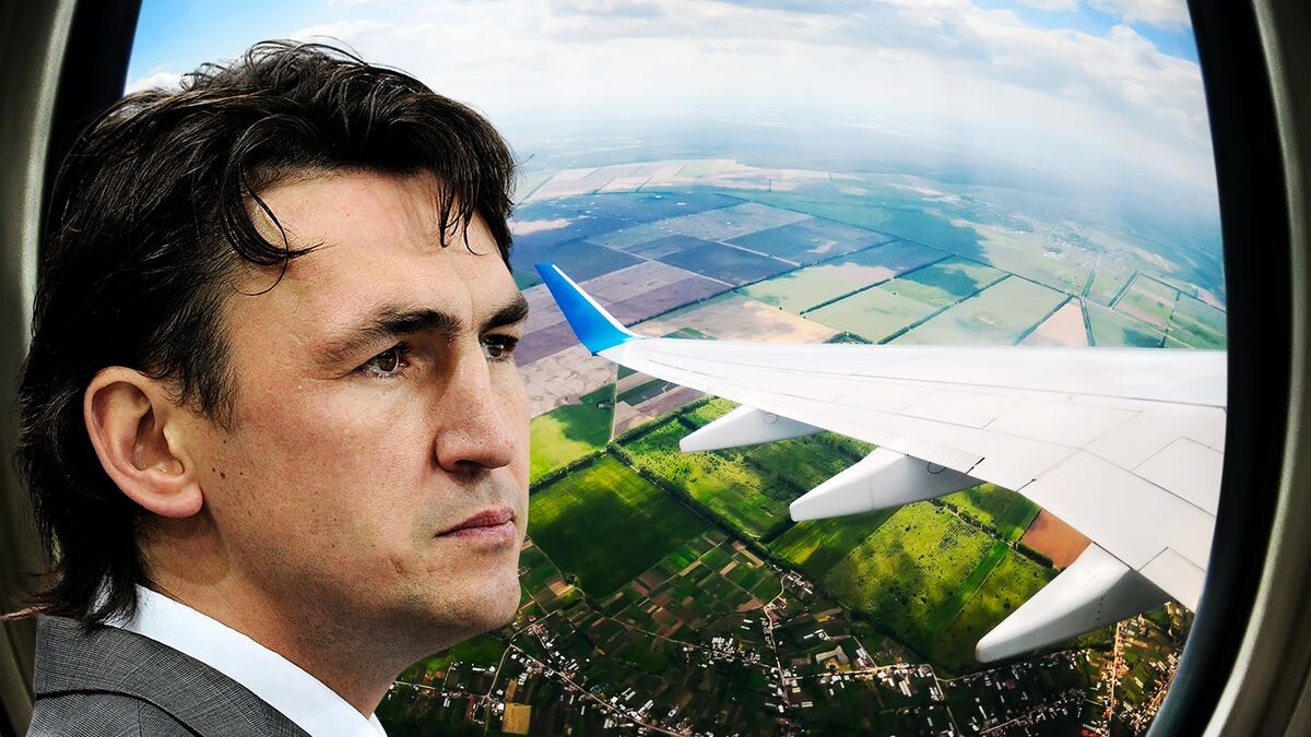    Владимир Беззубов, photo.khl.ru / shutterstock.com