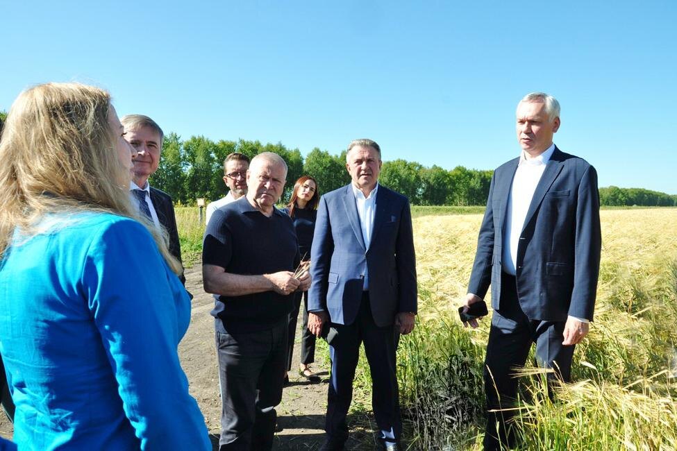    Фото пресс-службы Заксобрания НСО