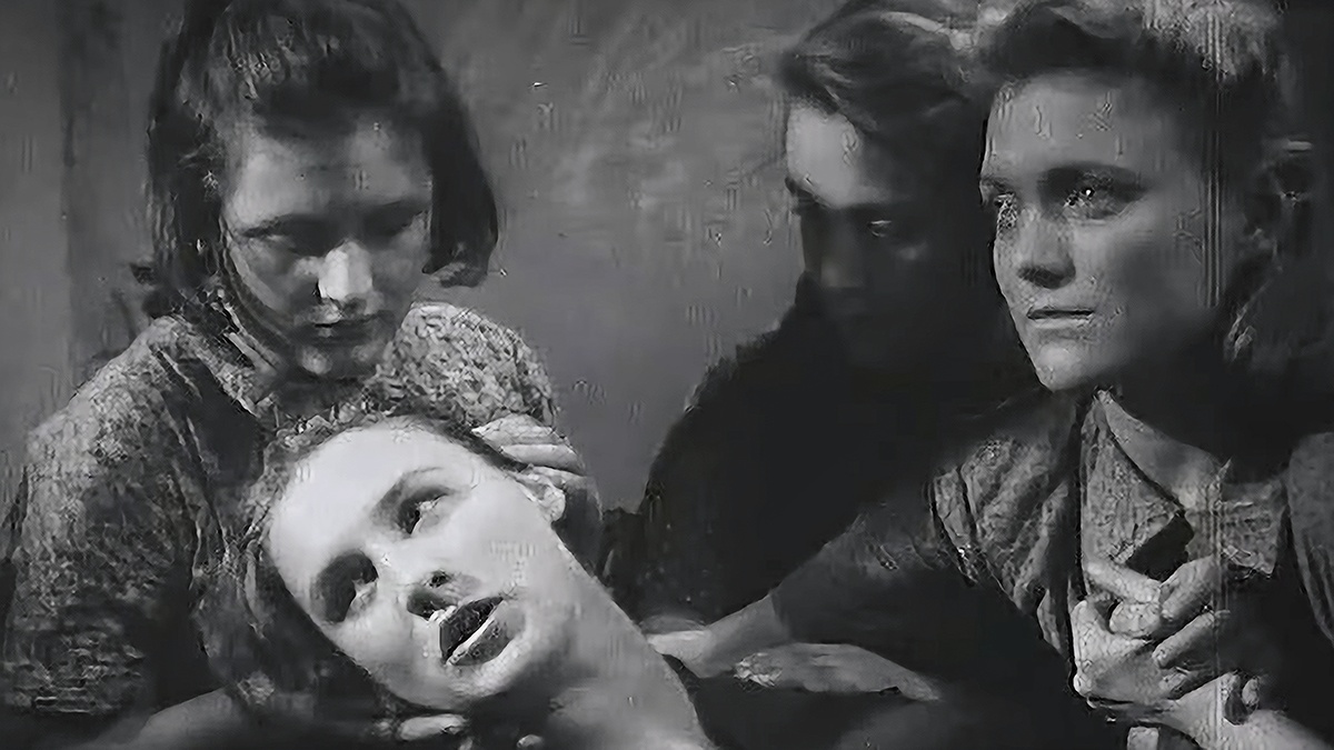 Кадр из фильма "Молодая гвардия"