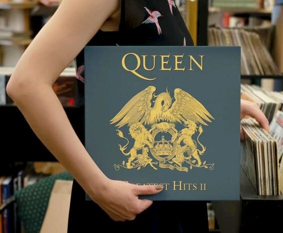 Один из самых кассовых сборников Queen