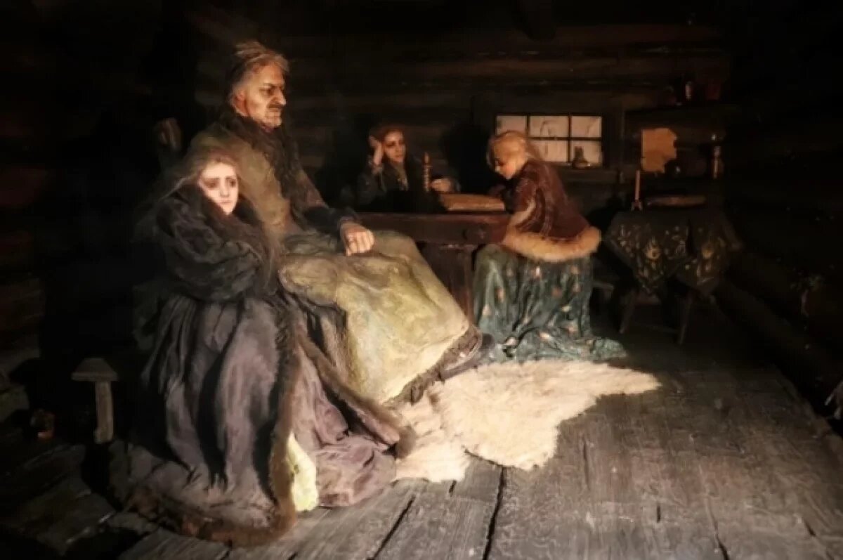    Инсталляция по картине В. И. Сурикова «Меншиков в Берёзове».