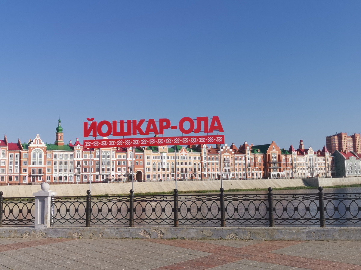 Листай галерею