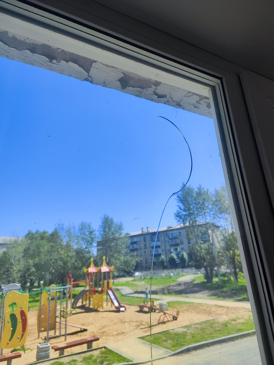 Окно на кухне. 