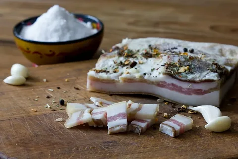 Соленое сало