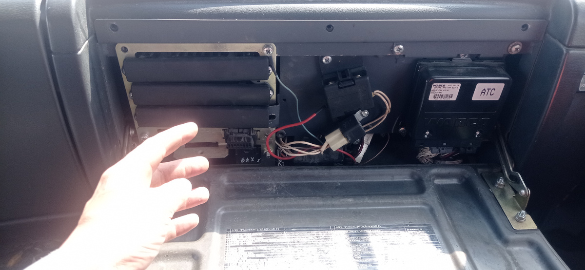 Электрика – наука о контактах. Где есть контакт, там и поломка