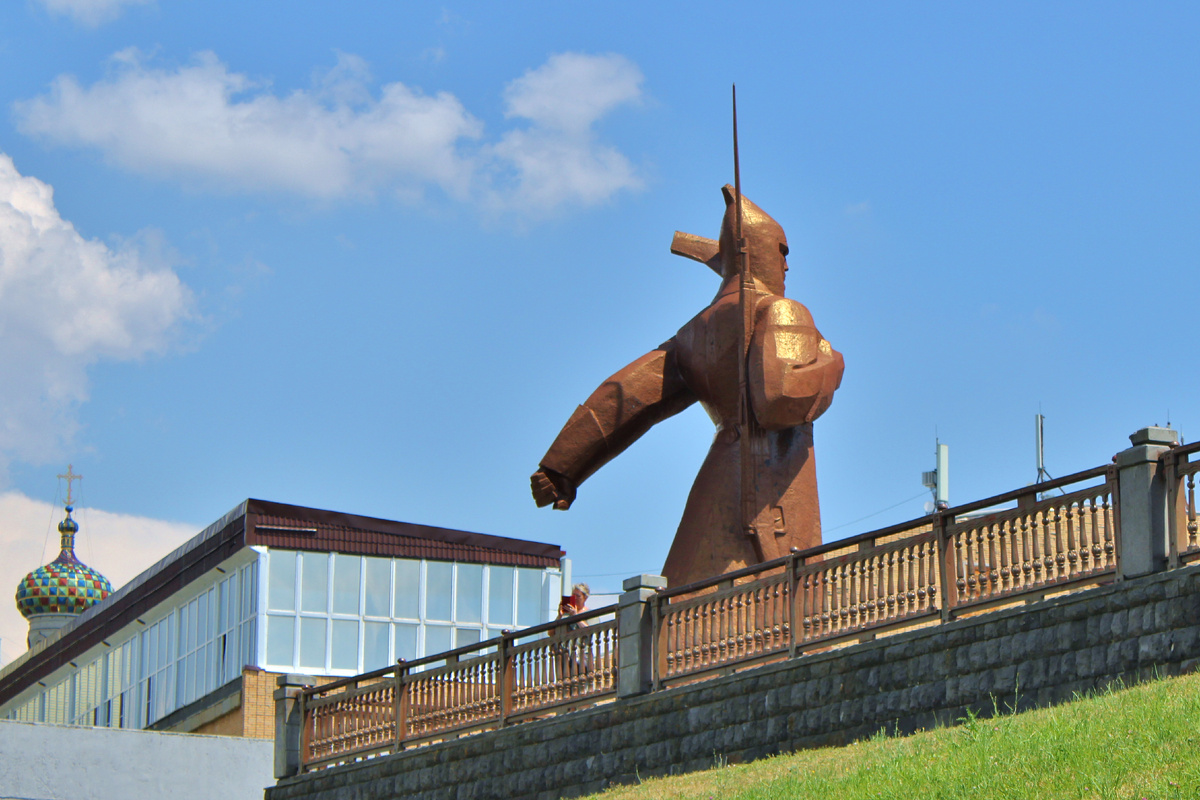 Крепостная гора- исторический центр Ставрополя, место где начинался город. "..Здесь, на этой горе, все прошлое Ставрополя, его колыбель, вся его история». Григорий Николаевич Прозрителев.