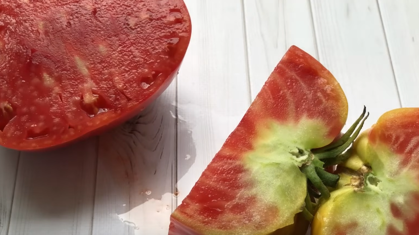 Типичная картина августа 2024 - красота снаружи, белые прожилки внутри