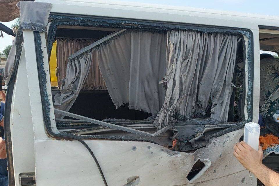    Последствия атаки дрона ВСУ / Источник: © Telegram-канал губернатора Херсонской области Владимира Сальдо