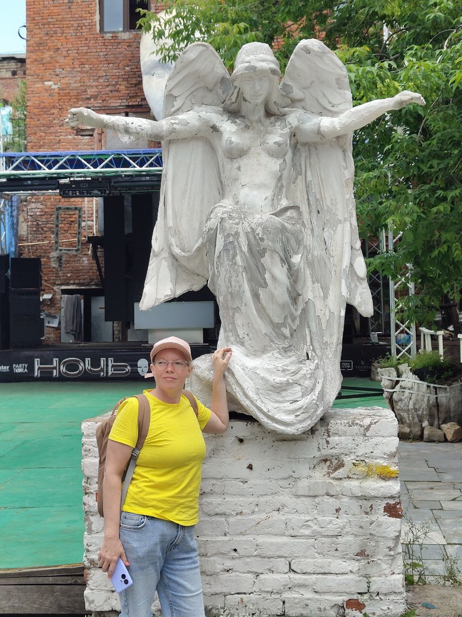 Это фото с бывшей фабрики Алафузова в Казани. Потом расскажу. Интересно