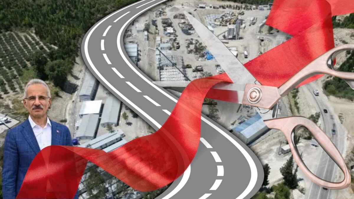 Источник фото: https://static.daktilo.com/sites/1445/uploads/2025/07/23/antalya-alanya-yolu.jpg.