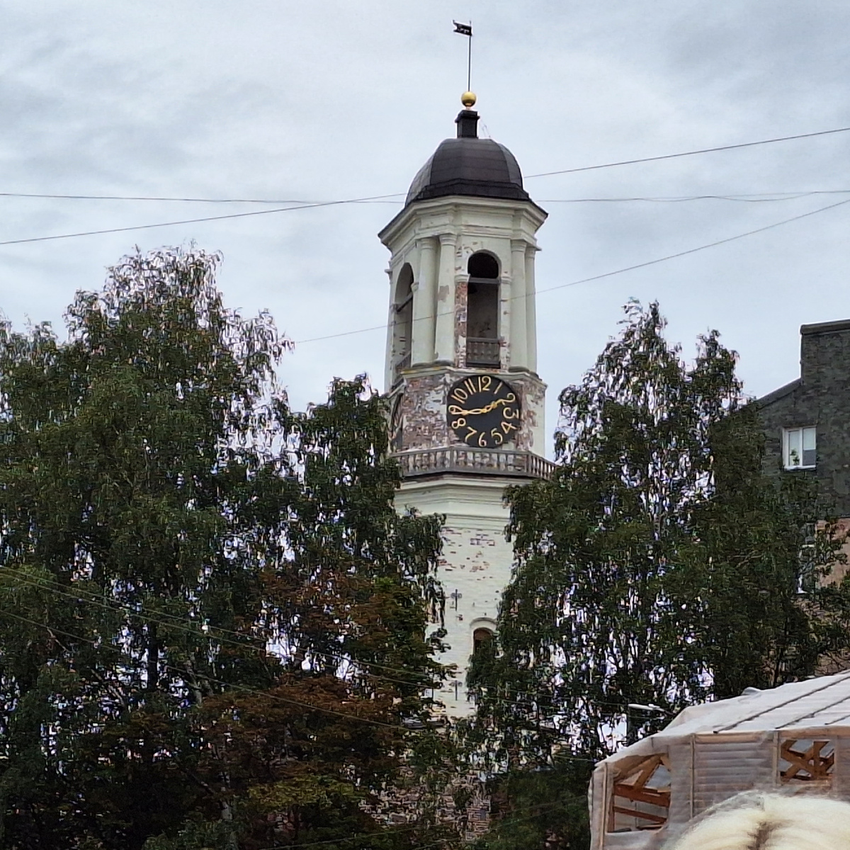 Башня с часами в Выборге.