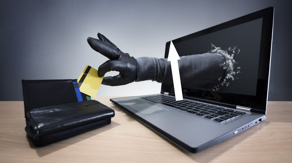    Как мошенники крадут миллионы через подмену получателя в интернет-платежах