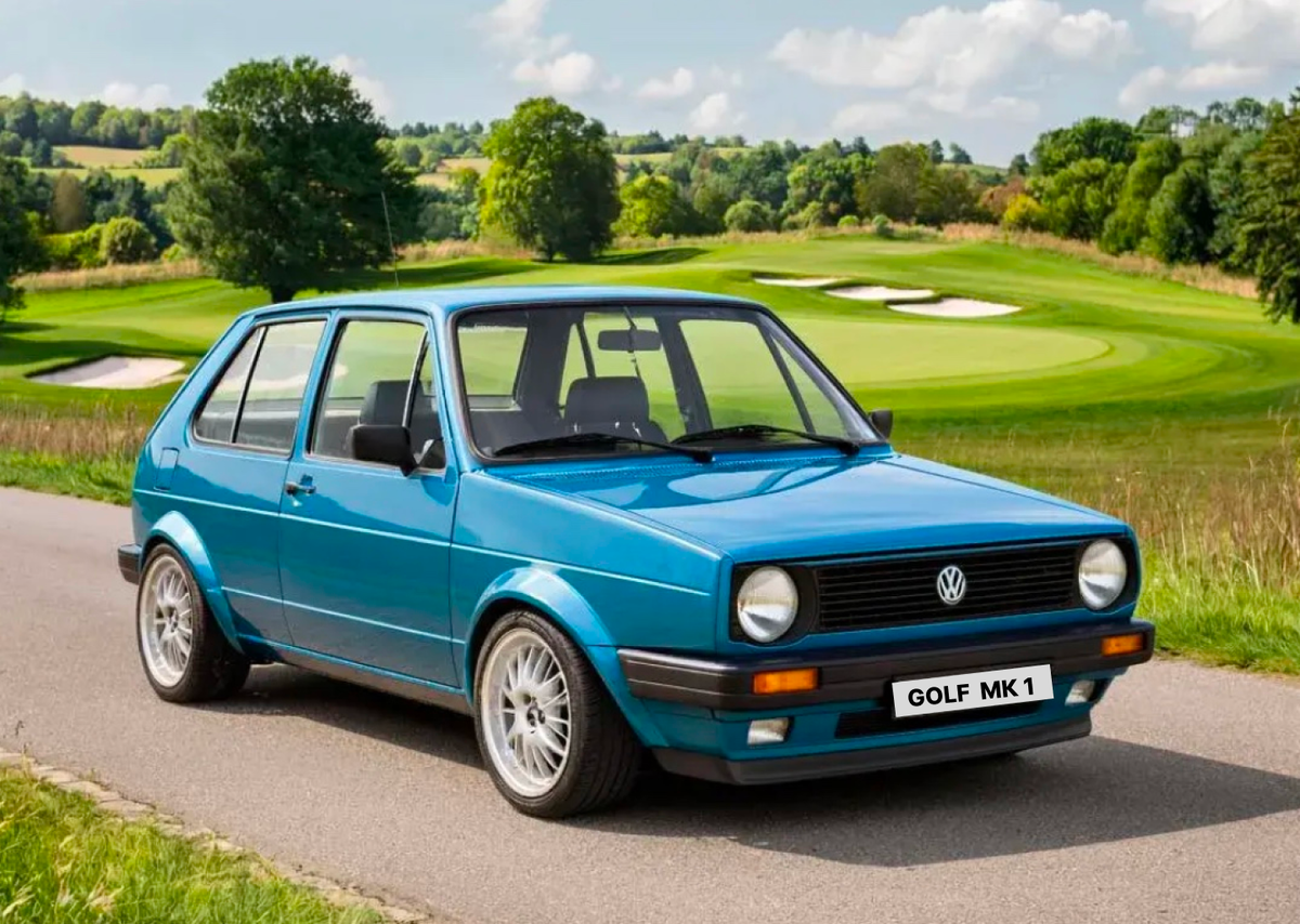 Фото: Первый Гольф; коллаж "ТопАвто: Легенды дорог"